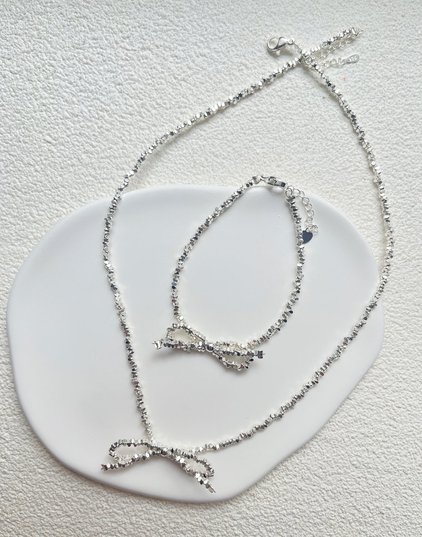 Collier Ras de Cou Noeud Papillon Argenté - Aurore Studio