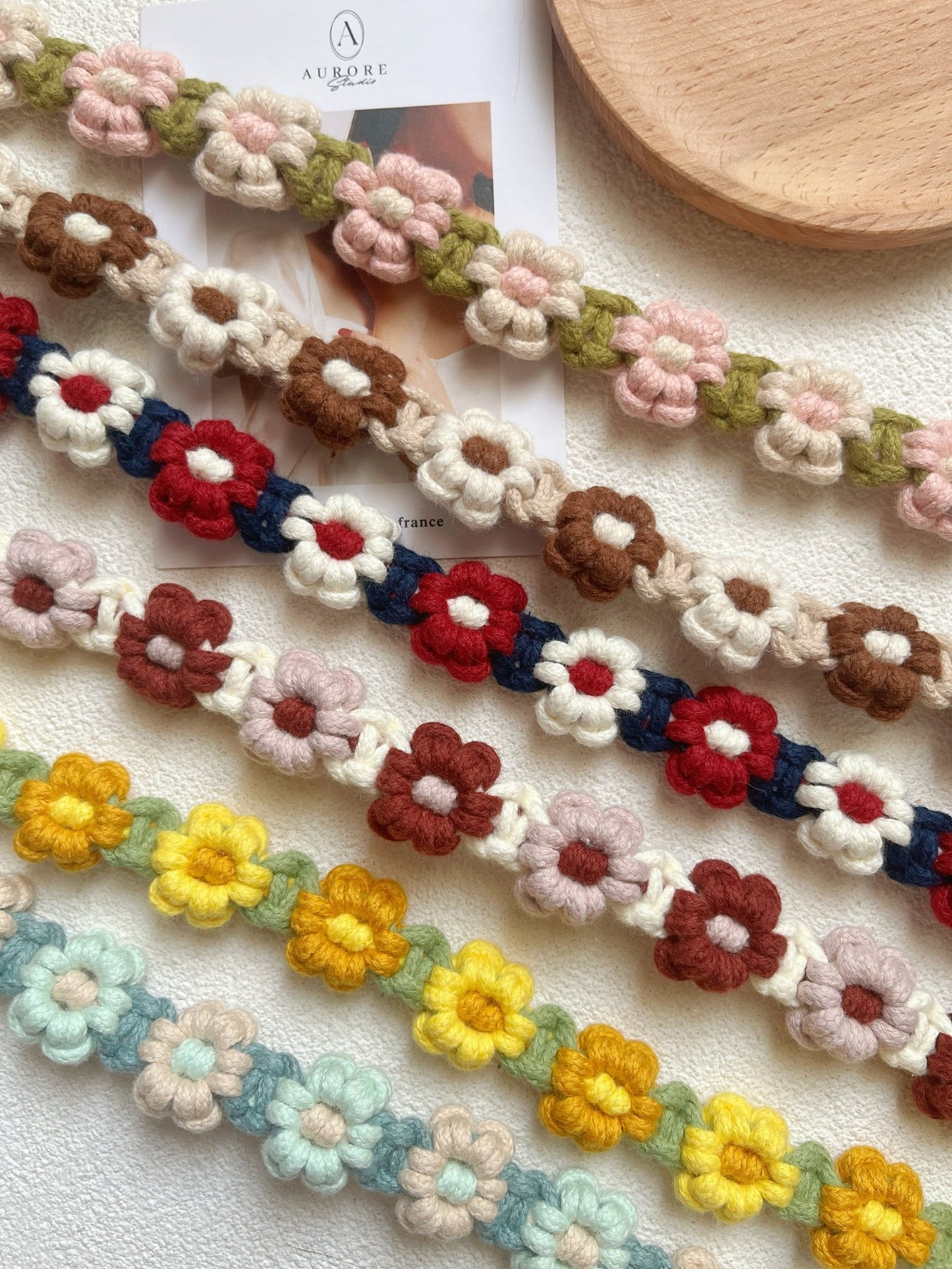 Chaîne de téléphone et appareil photo en coton Bandoulière ajustable à fleurs fait main - Aurore Studio